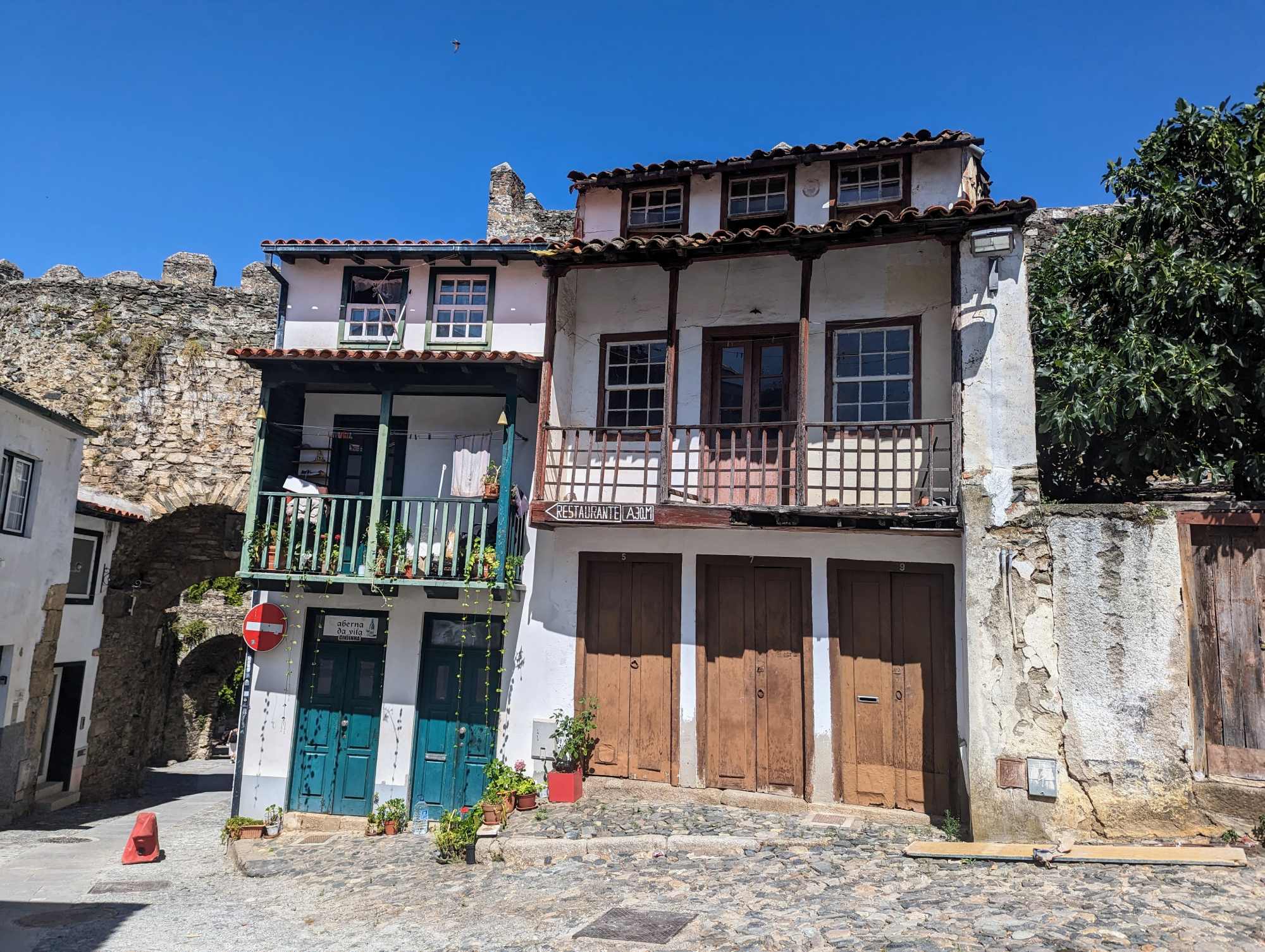 buildings in braganca cidatel