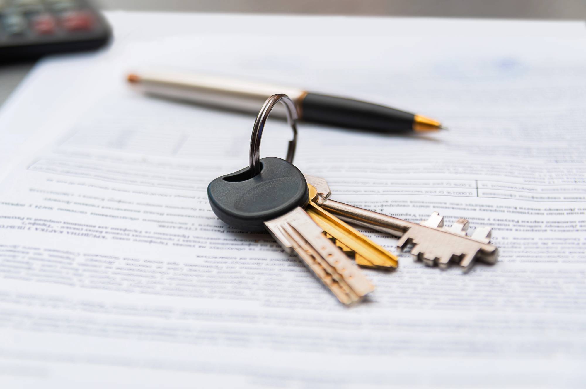 Portuguese tax forms and house keys