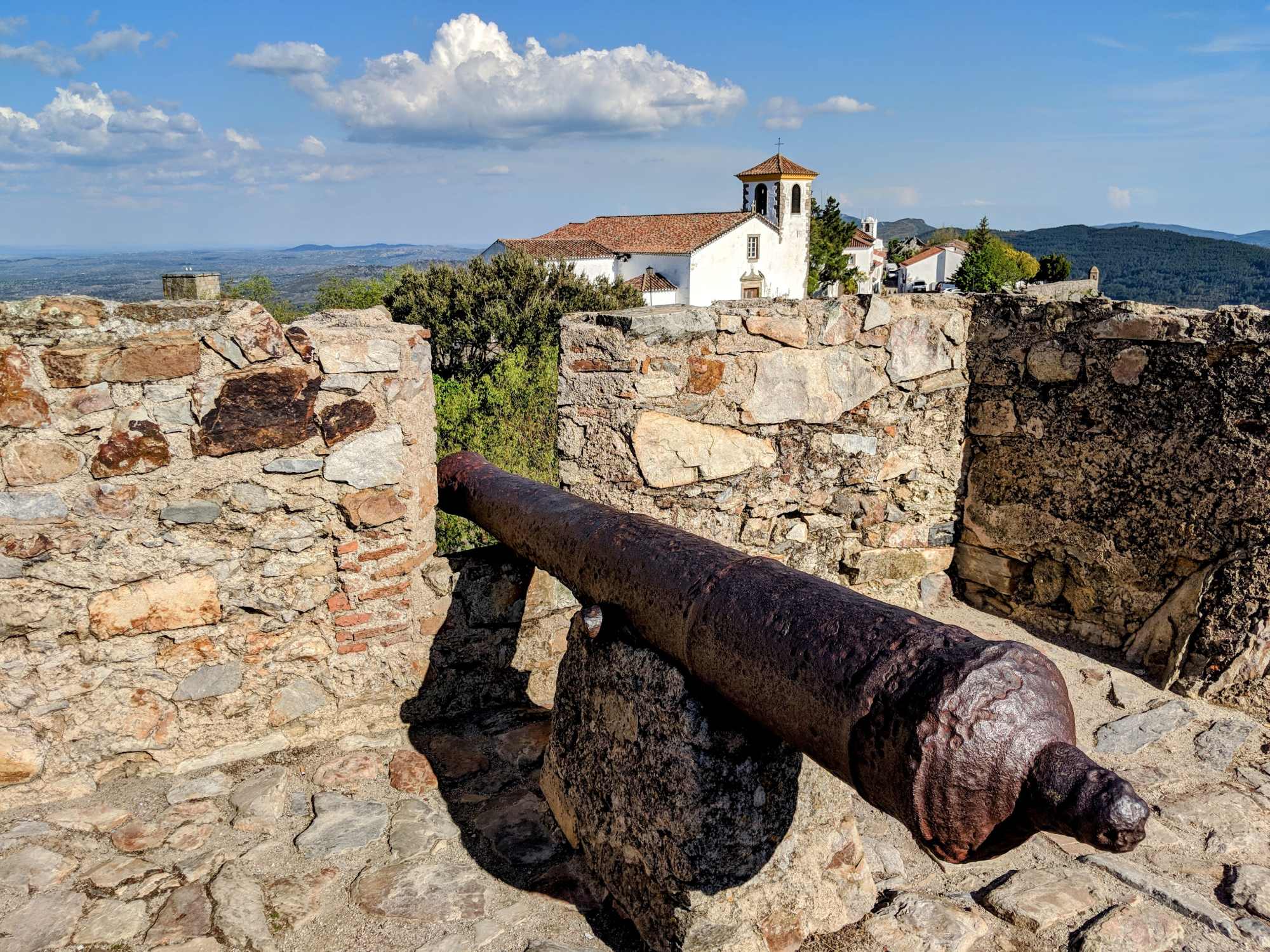 marvao castle cannon